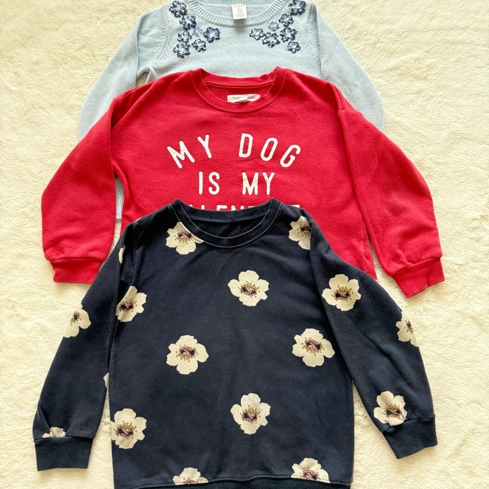 Bundle of girls sweaters size 6/7 years